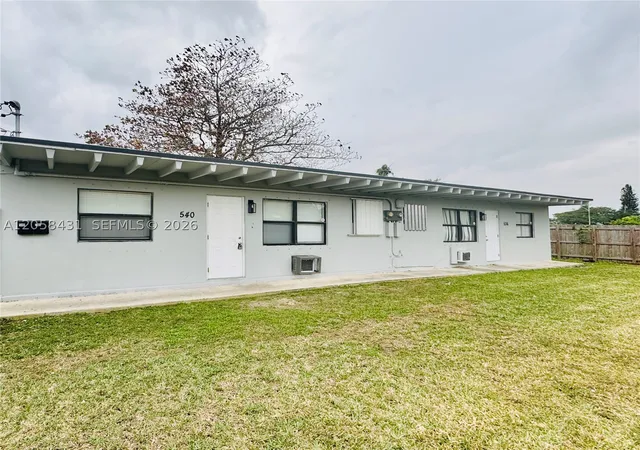 Photo 3 of Multi family home for sale at 536 Sw 6th Ter, Homestead, FL 33030 | MLS# A12058431 | Listing updated on 2026-10-05