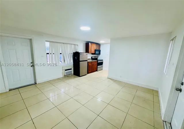 Photo 3 of House for sale at 536 Sw 6Th Ter, Homestead, FL 33030 | MLS# A12058431 | Listing updated on 2026-10-05