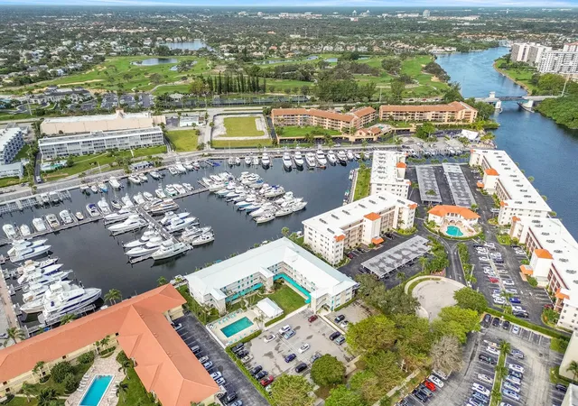 17th image of 37 Yacht Club Dr #303, North Palm Beach, FL 33408 | MLS# B26055830