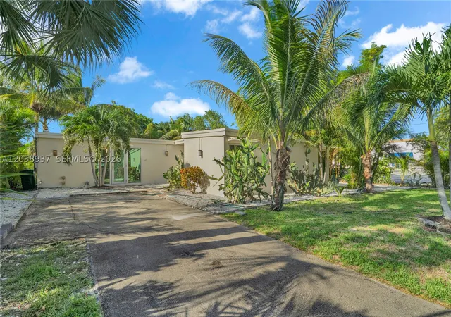 Photo 3 of Single family home for sale at 5801 Nw 20th St, Margate, FL 33063 | MLS# A12058937 | Listing updated on 2026-09-24