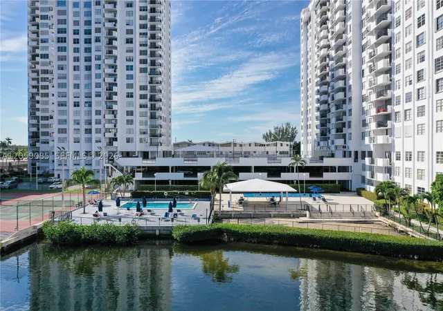 Photo 1 of Condo for sale at 2780 Ne 183rd St #901, Aventura, FL 33160 | MLS# A12059085 | Listing updated on 2026-09-07