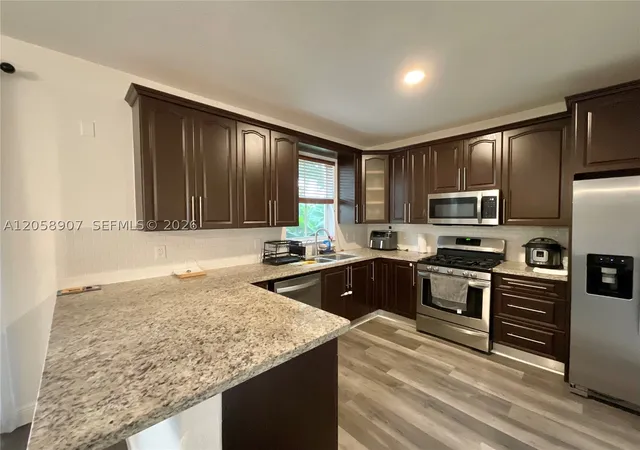 Photo 1 of Single family home for sale at 11320 Nw 43rd Ter, Doral, FL 33178 | MLS# A12058907 | Listing updated on 2026-09-18