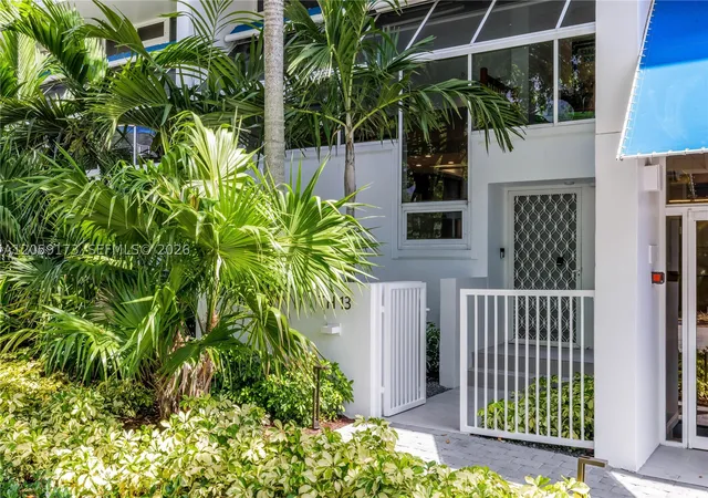 Photo 3 of Condo for sale at 3100 Ne 47th Ct #13, Fort Lauderdale, FL 33308 | MLS# A12059173 | Listing updated on 2026-08-26