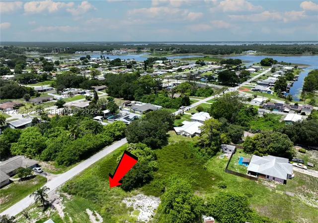 Photo 3 of Single family home for sale at 228 Melody Ct, Lake Placid, FL 33852 | MLS# A12059228 | Listing updated on 2026-09-06