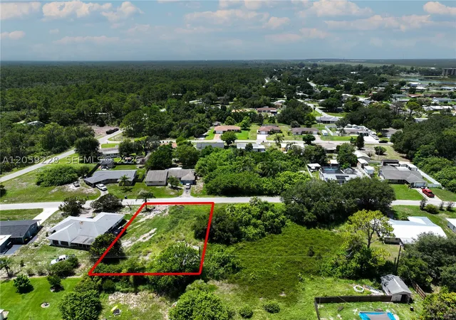 Photo 3 of Single family home for sale at 228 Melody Ct, Lake Placid, FL 33852 | MLS# A12059228 | Listing updated on 2026-09-06