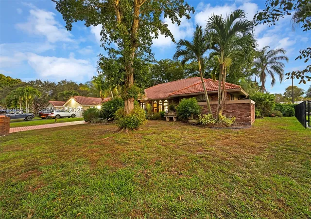 Photo 2 of Single family home for sale at 8622 Nw 49th Dr, Coral Springs, FL 33067 | MLS# A12059423 | Listing updated on 2026-09-22