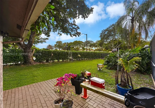Photo 4 of Single family home for sale at 8622 Nw 49Th Dr, Coral Springs, FL 33067 | MLS# A12059423 | Listing updated on 2026-09-22