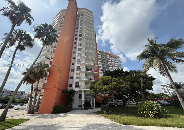 Photo 2 of Condo for sale at 1351 Ne Miami Gardens Dr #1215E, Miami, FL 33179 | MLS# A12059010 | Listing updated on 2026-08-26