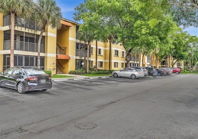 Photo 2 of Condo for sale at 3021 N Oakland Forest Dr #208, Oakland Park, FL 33309 | MLS# A12056999 | Listing updated on 2026-08-29