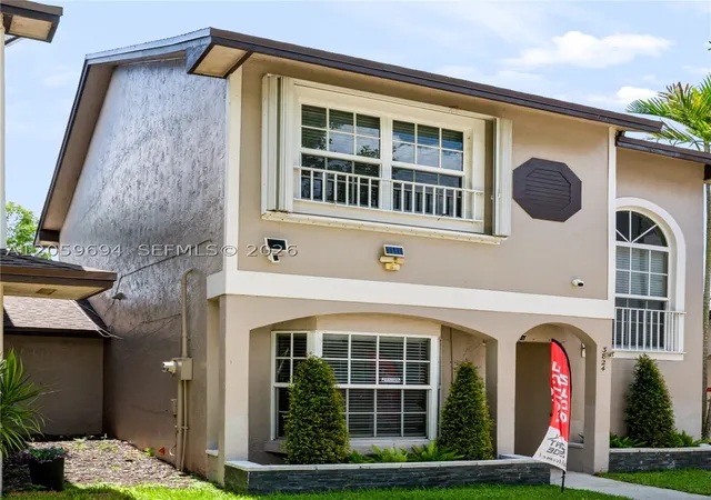 Photo 2 of Single family home for sale at 3824 Nw 122nd Ter, Sunrise, FL 33323 | MLS# A12059694 | Listing updated on 2026-09-04