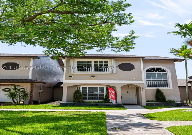 Photo 3 of Single family home for sale at 3824 Nw 122nd Ter, Sunrise, FL 33323 | MLS# A12059694 | Listing updated on 2026-09-04
