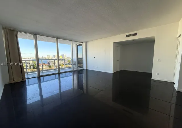 Listing Photo 5 - Condo for sale in building located at 7929 W Dr, Miami, FL 33141 - Unit #802