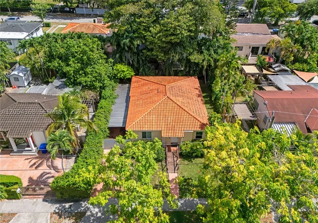 Photo 2 of Single family home for sale at 3640 Sw 16th St, Miami, FL 33145 | MLS# A12054368 | Listing updated on 2026-08-26