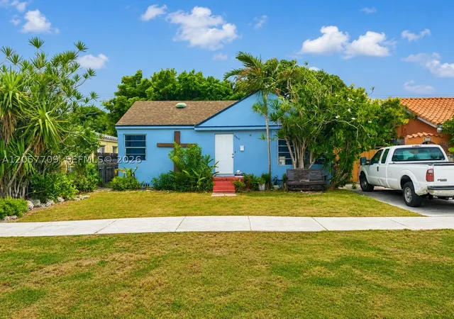 Photo 1 of Single family home for sale at 6410 Sw 39th St, Miami, FL 33155 | MLS# A12057709 | Listing updated on 2026-08-31