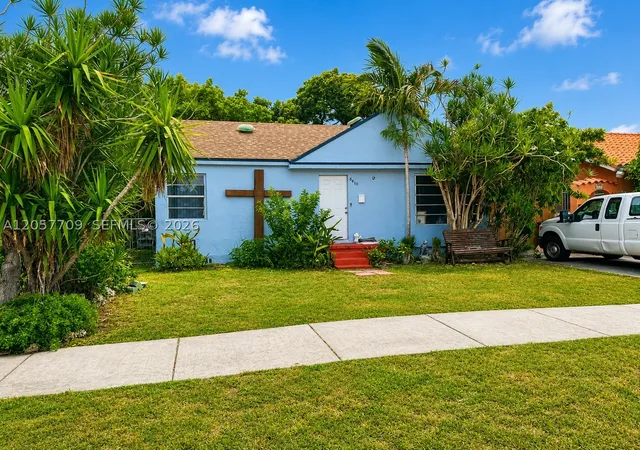 Photo 2 of Single family home for sale at 6410 Sw 39th St, Miami, FL 33155 | MLS# A12057709 | Listing updated on 2026-08-31