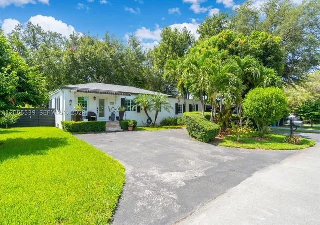 Photo 1 of Sale Pending at 7340 Sw 18th St Rd, Miami, FL 33155 | MLS# A12055539 | Listing updated on 2026-09-02