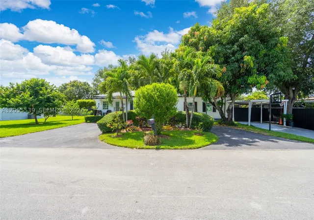Photo 2 of Sale Pending at 7340 Sw 18th St Rd, Miami, FL 33155 | MLS# A12055539 | Listing updated on 2026-09-02