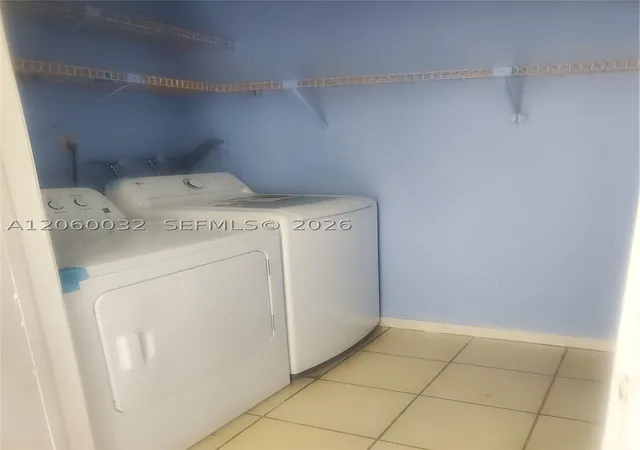 Listing Photo 4 - Condo for sale in building located at 7370 Ashmont Cir, Tamarac, FL 33321 - Unit #301