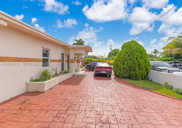 Photo 3 of Sale Pending at 11470 Sw 57th Ter, Miami, FL 33173 | MLS# A12060112 | Listing updated on 2026-09-21