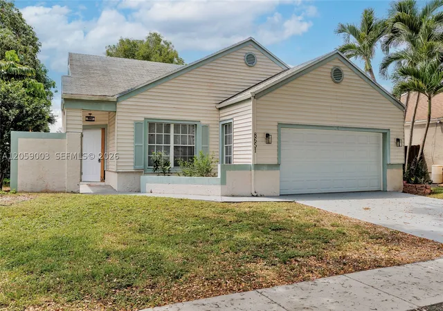 Photo 2 of Single family home for sale at 8651 Sw 12th St, Pembroke Pines, FL 33025 | MLS# A12059003 | Listing updated on 2026-09-11