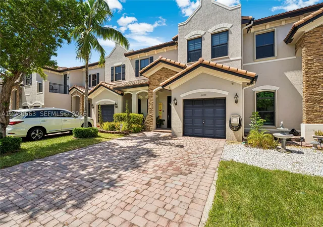 Photo 2 of Townhouse for sale at 11225 Sw 238th St, Homestead, FL 33032 | MLS# A12060563 | Listing updated on 2026-09-01