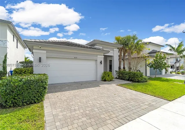 Photo 2 of Sale Pending at 4577 Sw 174th Ave, Miramar, FL 33029 | MLS# A12057311 | Listing updated on 2026-09-04