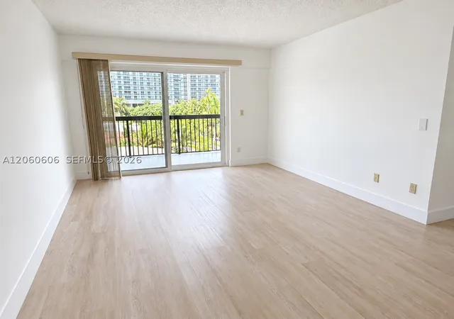 Photo 2 of Condo for sale at 1455 West Ave #603, Miami Beach, FL 33139 | MLS# A12060606 | Listing updated on 2026-09-22