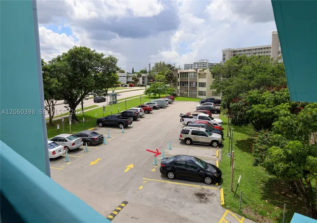 Photo 2 of Condo for sale at 1501 Ne Miami Gardens Dr #351, Miami, FL 33179 | MLS# A12060398 | Listing updated on 2026-09-22
