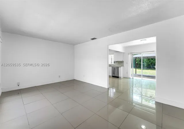 Photo 3 of Single family home for sale at 15543 Sw 107th Ct, Miami, FL 33157 | MLS# A12059535 | Listing updated on 2026-09-13
