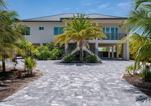 Photo 3 of Single family home for sale at 108 Sunrise Dr, Marathon, FL 33050 | MLS# A12060805 | Listing updated on 2026-09-03