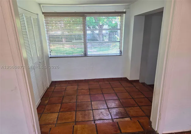 Photo 4 of Sale Pending at 2724 Sw 36Th Ave, Miami, FL 33133 | MLS# A12060872 | Listing updated on 2026-10-06