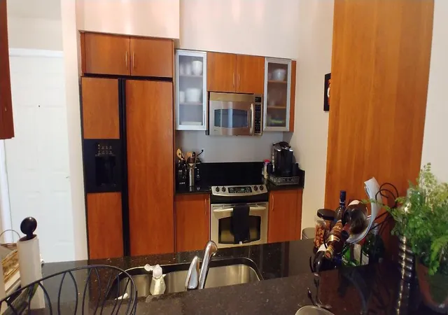 2nd image of 233 S Federal Hwy #612, Boca Raton, FL 33432 | MLS# B26057269
