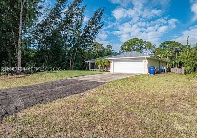 Photo 2 of Single family home for sale at 8265 97th Ave, Vero Beach, FL 32967 | MLS# A12060724 | Listing updated on 2026-09-09