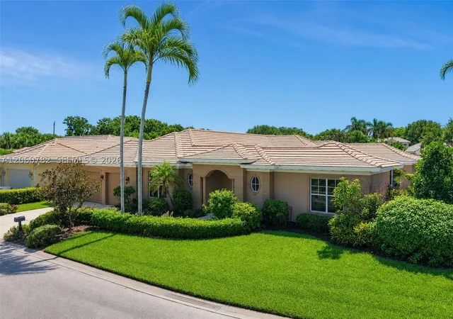 Photo 2 of Single family home for sale at 9030 Castle Harbour Cir, Vero Beach, FL 32963 | MLS# A12060782 | Listing updated on 2026-09-03