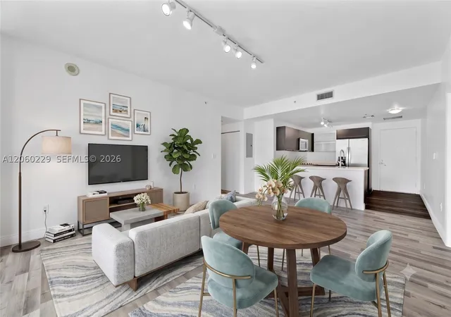 Photo 3 of Condo for sale at 90 Sw 3rd St #2001, Miami, FL 33130 | MLS# A12060229 | Listing updated on 2026-10-05