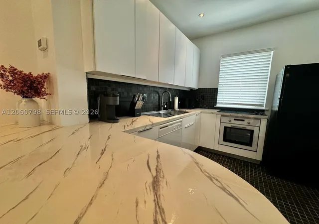 Photo 3 of Condo for sale at 736 13Th St #104, Miami Beach, FL 33139 | MLS# A12060798 | Listing updated on 2026-09-10