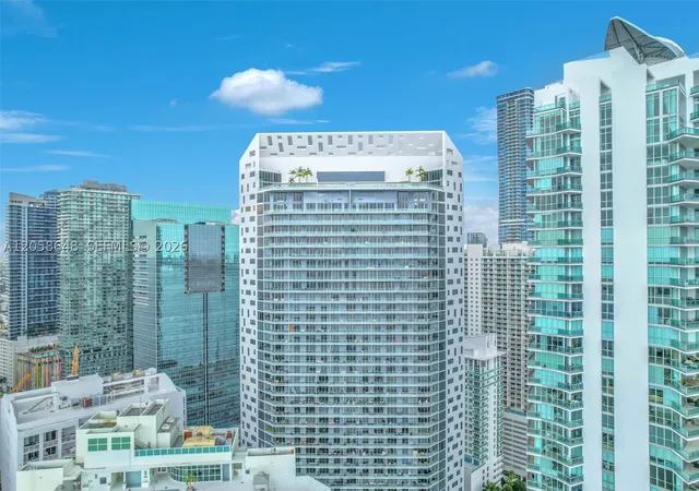 Photo 2 of Sale Pending at 1300 Brickell Bay Dr #2005, Miami, FL 33131 | MLS# A12058648 | Listing updated on 2026-09-15