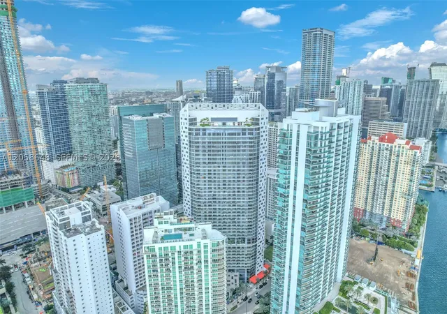 Photo 3 of Sale Pending at 1300 Brickell Bay Dr #2005, Miami, FL 33131 | MLS# A12058648 | Listing updated on 2026-09-15