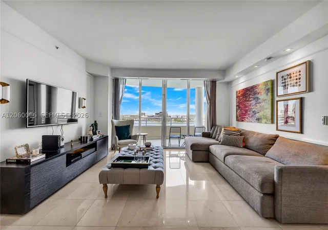 Condo for sale at 848 Brickell Key Dr #1102, Miami, FL 33131 | MLS# A12060066 | Listing updated on 2026-09-10