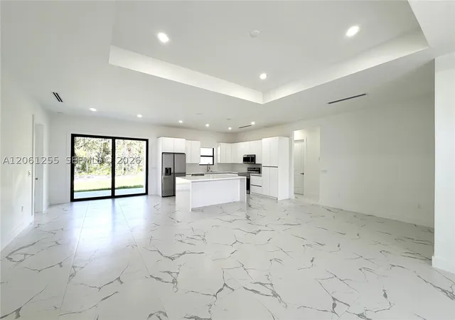 Photo 3 of Sale Pending at 3257 Desoto Blvd S, Naples, FL 34117 | MLS# A12061255 | Listing updated on 2026-09-23