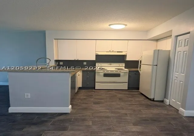 Photo 2 of Condo for sale at 11060 Sw 196th St #110, Cutler Bay, FL 33157 | MLS# A12059232 | Listing updated on 2026-09-10