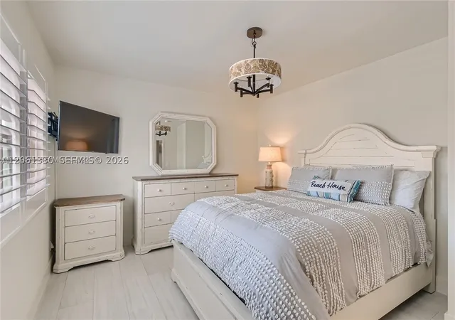 Listing Photo 5 - Condo for sale in building located at 1504 S Surf Rd, Hollywood, FL 33019 - Unit #65