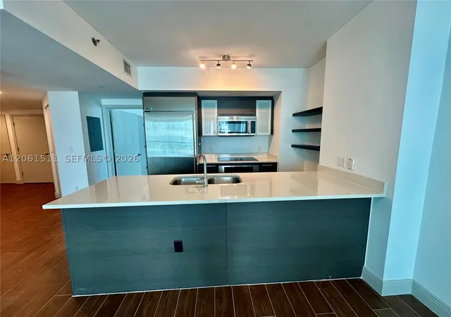 Photo 3 of Condo for sale at 500 Brickell Ave #2407, Miami, FL 33131 | MLS# A12061511 | Listing updated on 2026-09-10