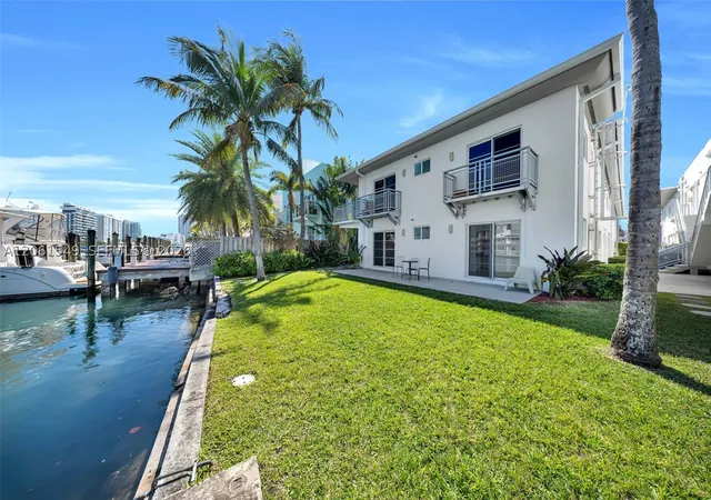Photo 3 of Condo for sale at 6905 Bay Dr #16, Miami Beach, FL 33141 | MLS# A12061549 | Listing updated on 2026-09-19