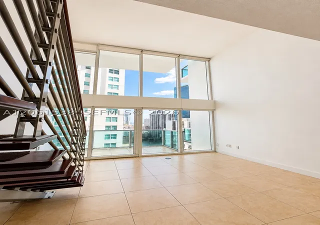 Photo 4 of Condo for sale at 41 Se 5Th St #1415, Miami, FL 33131 | MLS# A12061538 | Listing updated on 2026-08-20