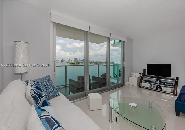Photo 4 of Condo for sale at 1000 West Ave #1220, Miami Beach, FL 33139 | MLS# A12061591 | Listing updated on 2026-09-10