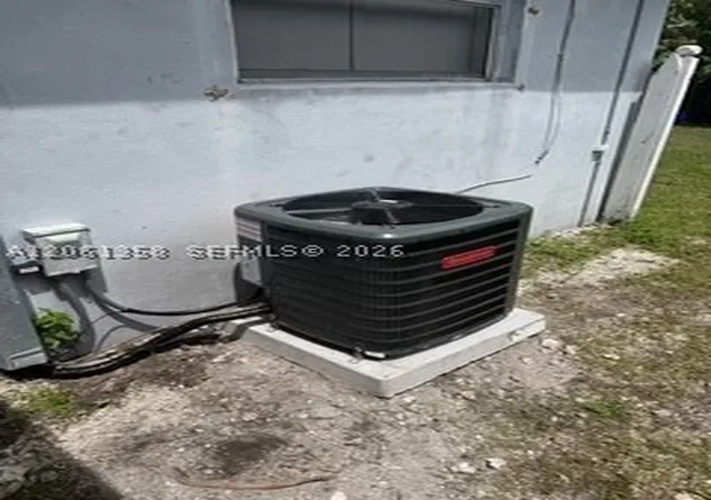 Photo 11 of Multi family home for sale at 236 Nw 9Th Ave, South Bay, FL 33493 | MLS# A12061358 | Listing updated on 2026-09-04