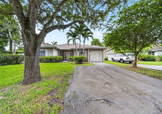 Photo 3 of Single family home for sale at 15166 Sw 142nd Ct, Miami, FL 33186 | MLS# A12060347 | Listing updated on 2026-09-05