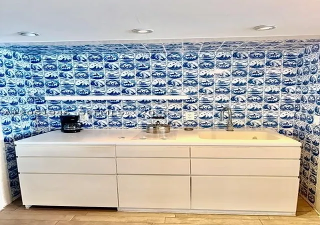 Photo 3 of Sale Pending at 1100 West Ave #822, Miami Beach, FL 33139 | MLS# A12061946 | Listing updated on 2026-09-16