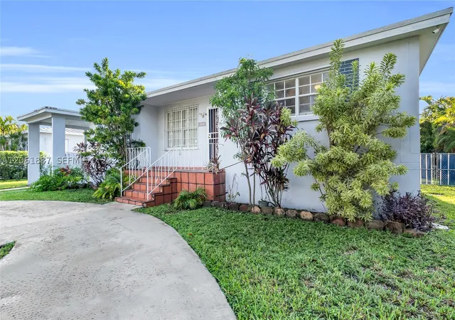 Photo 2 of Sale Pending at 2025 Sw 82nd Ct, Miami, FL 33155 | MLS# A12061887 | Listing updated on 2026-08-31